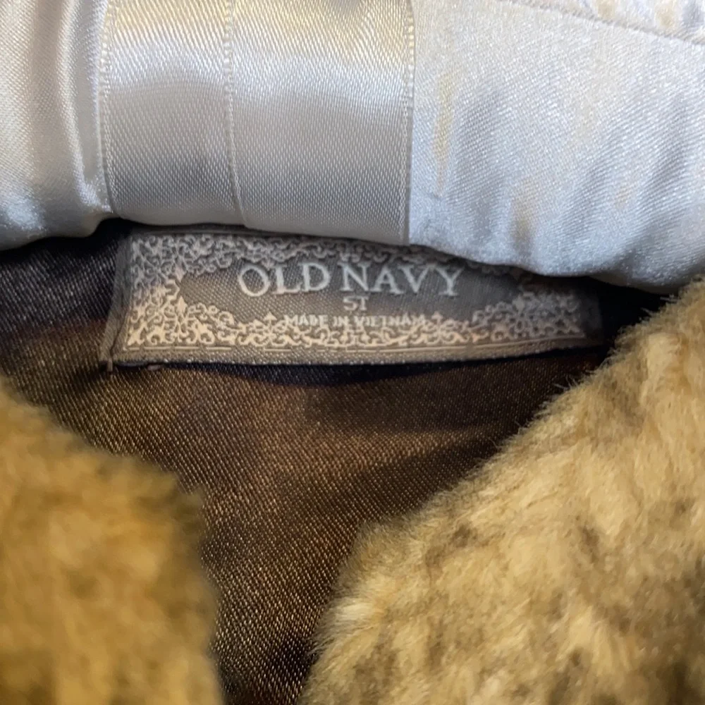Old Navy Fur Vest Size 5T